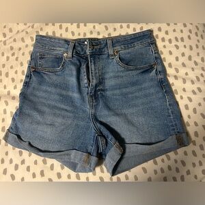 H&M stretchy jean shorts.